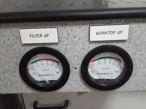 Thumbnail image of Mach-Aire Lab Weigh Booth / Fume Hood / Clean air workstation
