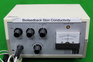 Thumbnail image of Biofeedback Systems SCL100 Biofeedback Skin Conductivity Machine 9v Battery Req 