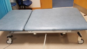 Thumbnail image of Huntleigh A4632/2/3HS Electric Bed Medical Oversize Extra Large 325kg Load