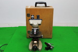 Thumbnail image of Vickers Instruments Binocular Microscope M14/2 Patent no 877813, great working c