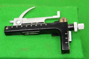 Thumbnail image of Vickers Instruments Binocular Microscope M14/2 Patent no 877813, great working c