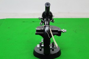 Thumbnail image of Carl Zeiss Microscope in Great Condition w/ 3 Objectives (no light source) Labor