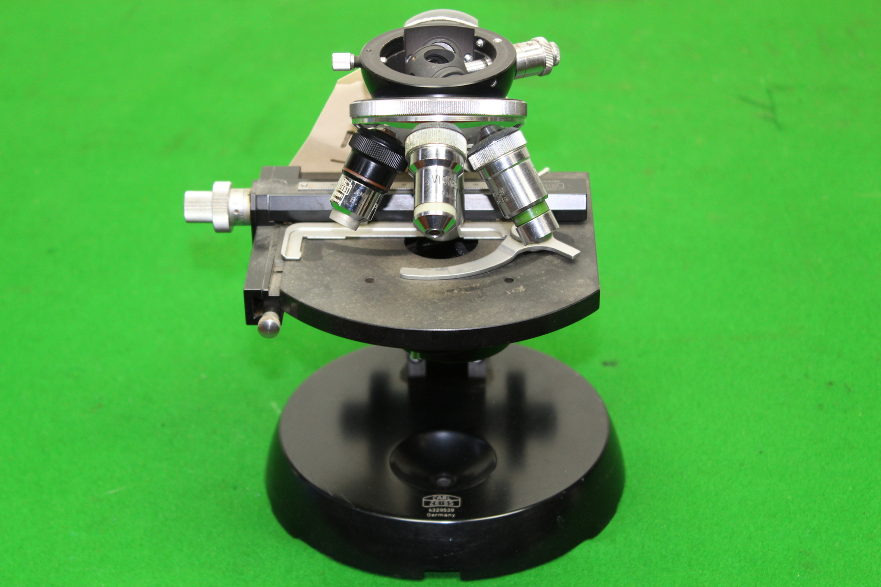 Image of Carl Zeiss Microscope for Spares/Repair w/ 4 Objectives (no head) Laboratory Lab