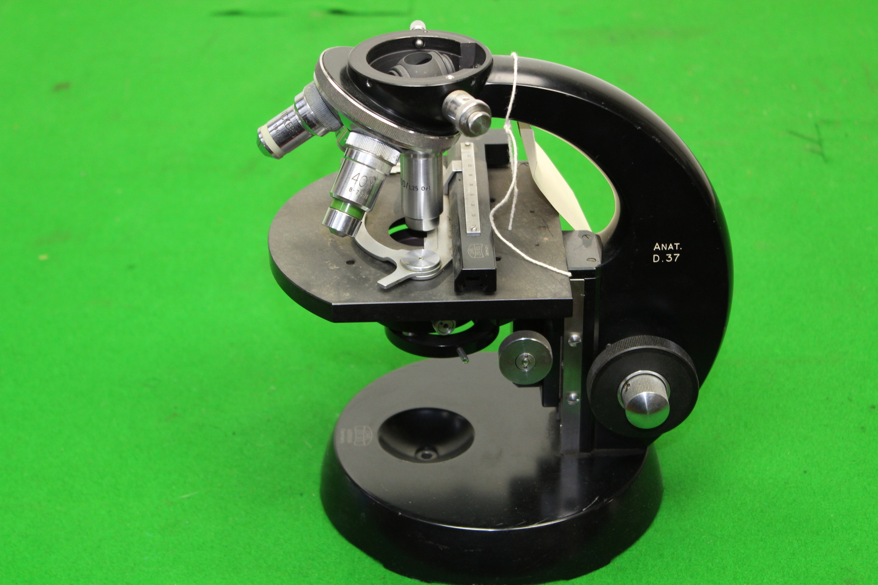 Image of Carl Zeiss Microscope for Spares/Repair w/ 4 Objectives (no head) Laboratory Lab