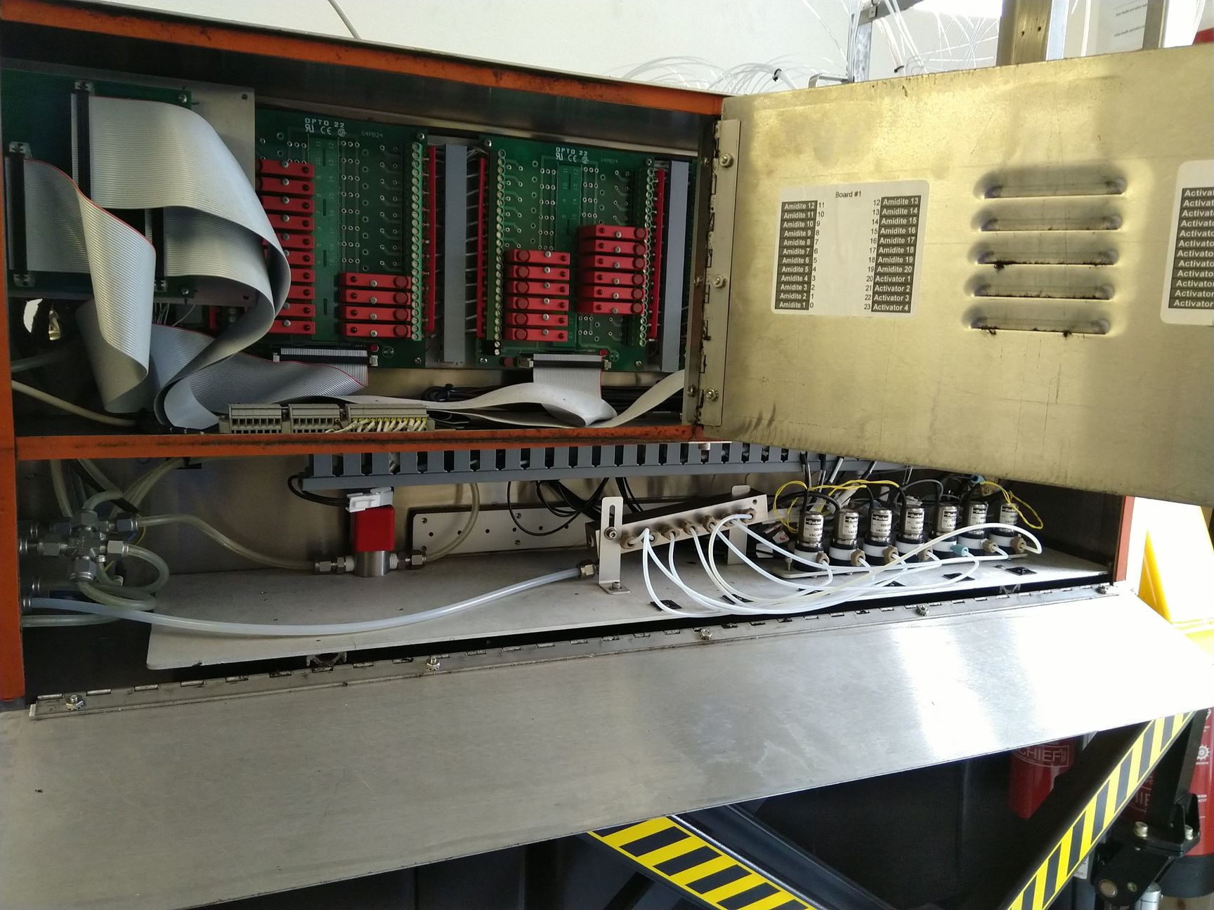 Image of Bioautomation Corporation Oligonucleotide Synthesizer MerMade 6