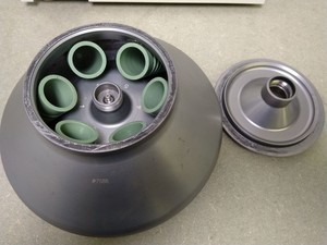Thumbnail image of Thermo - Heraeus Biofuge Primo Laboratory Centrifuge + Rotor Lab Spares Repair
