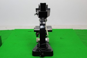 Thumbnail image of Vintage Leitz Wetzlar Laboratory Microscope w/ 1 Objective, 2 Eyepieces