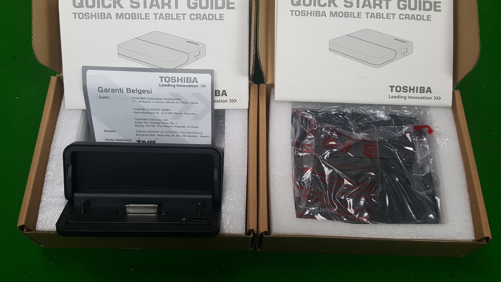 Image of Job Lot of 42 Brand New Toshiba PA5105E-1PRP Mobile Tablet Cradles Brand New in 