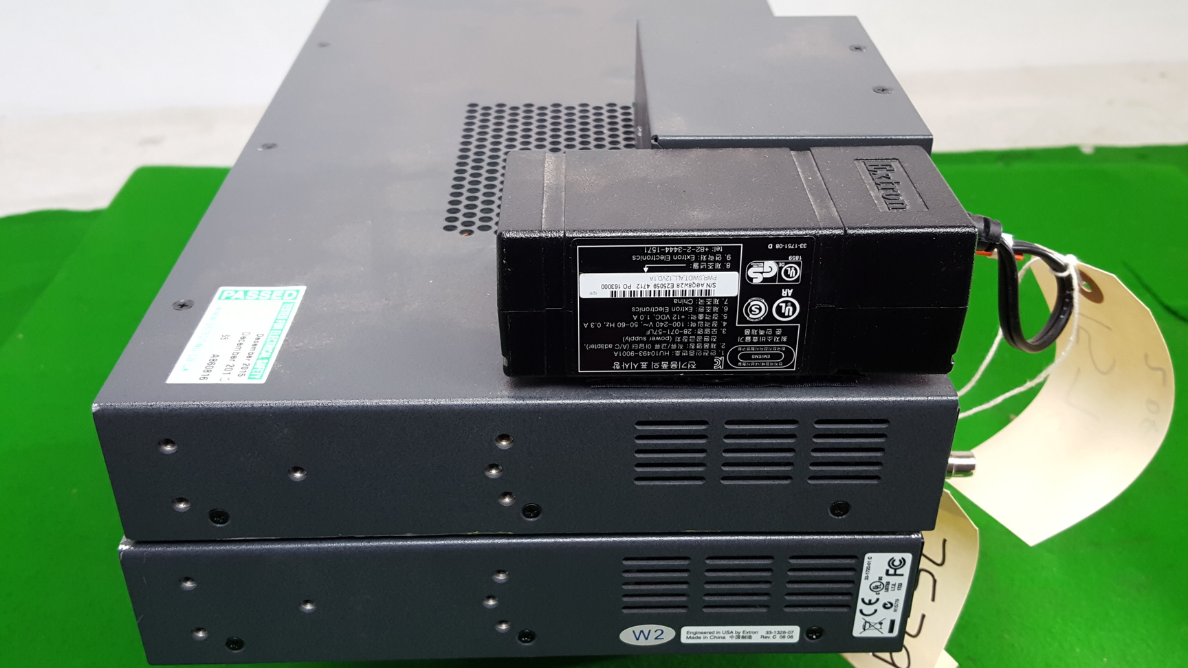 In1508 Rear 2 x Extron IN1508 Scaling Presentation Switchers & 1 x MTP T 15 HD RS w ...