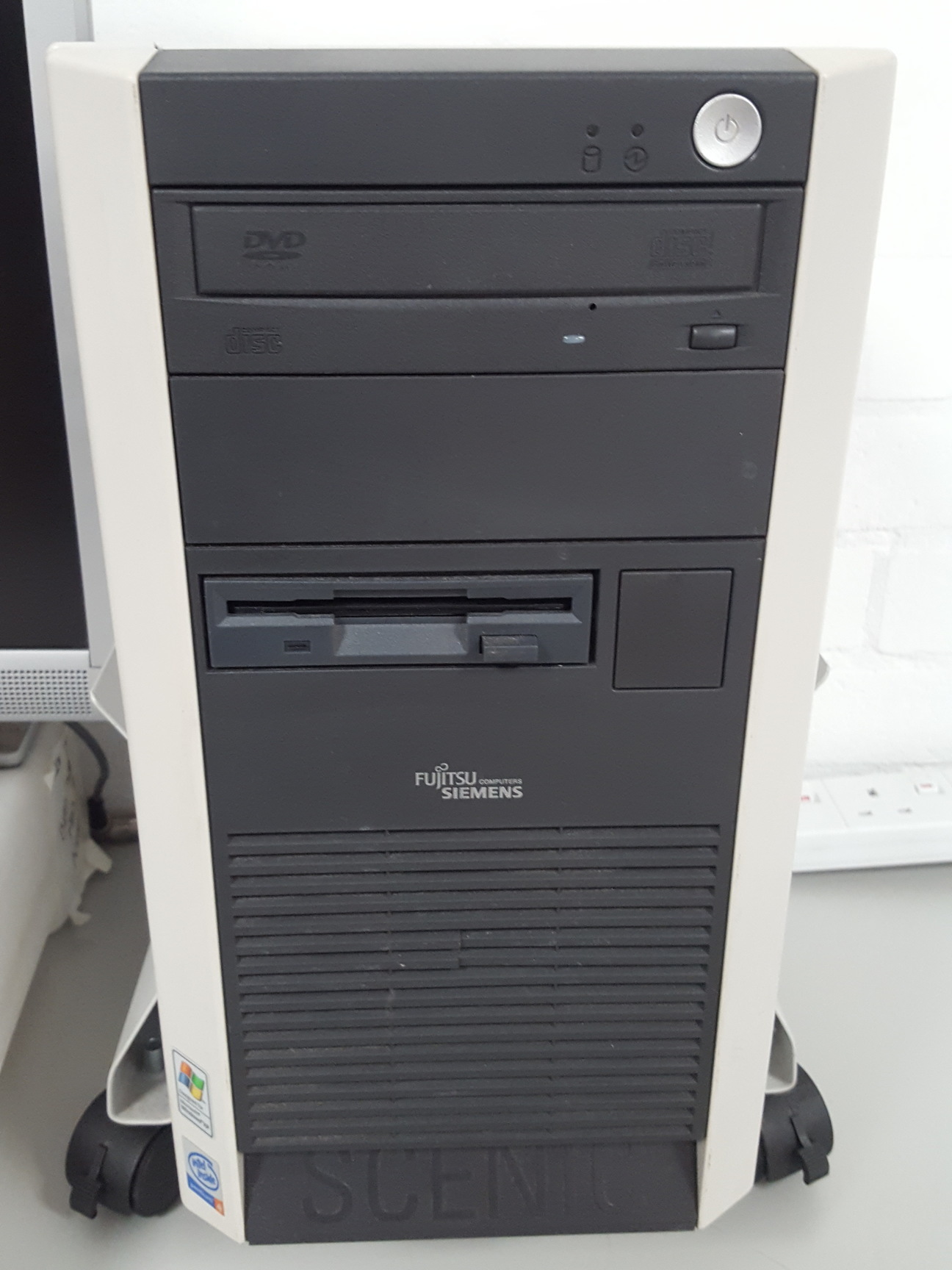 Image of DSX Best 2000 Biokit Automated Elisa System with PC & Software