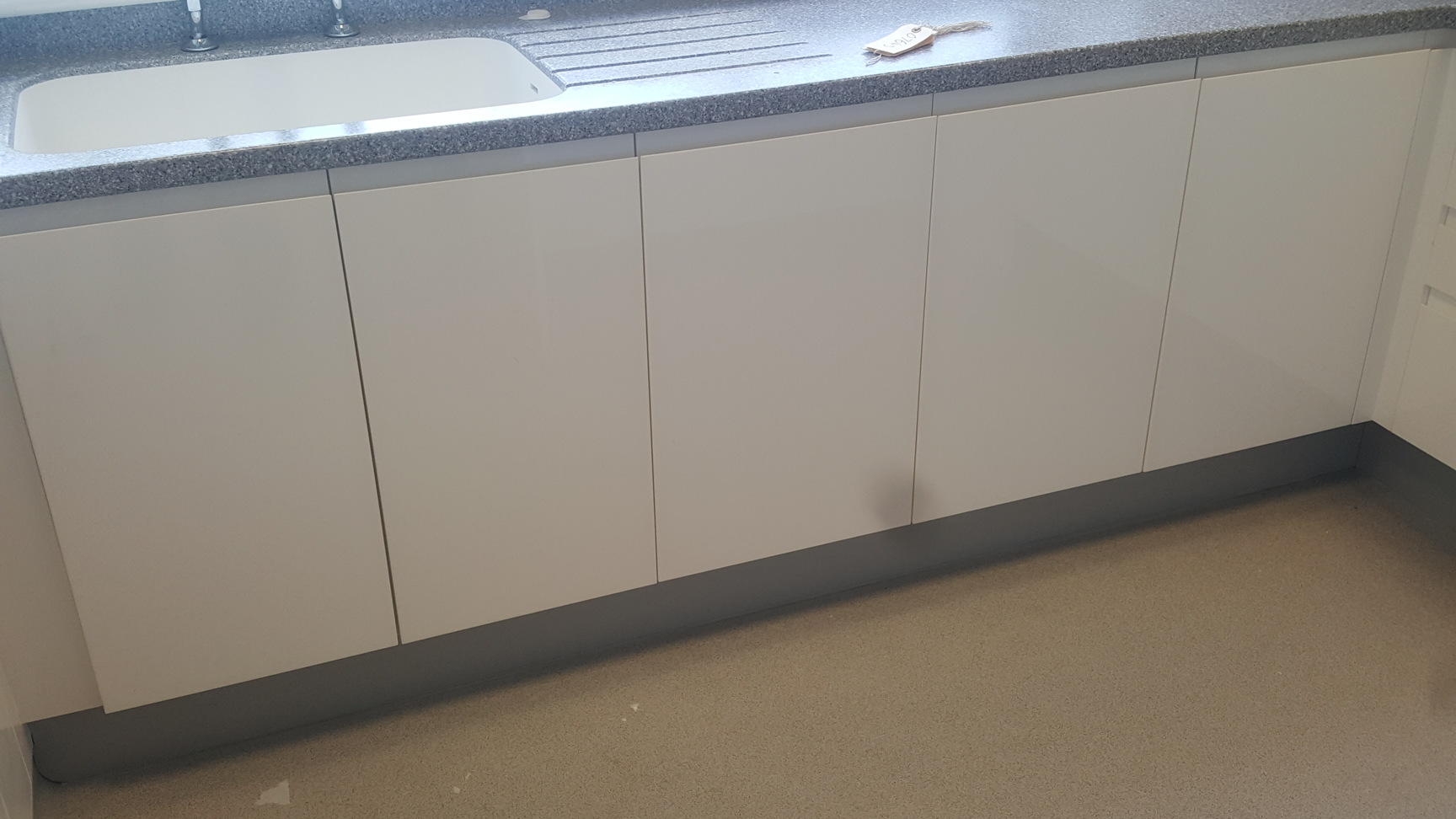 Image of Set of Complete Kitchen Cabinets- White