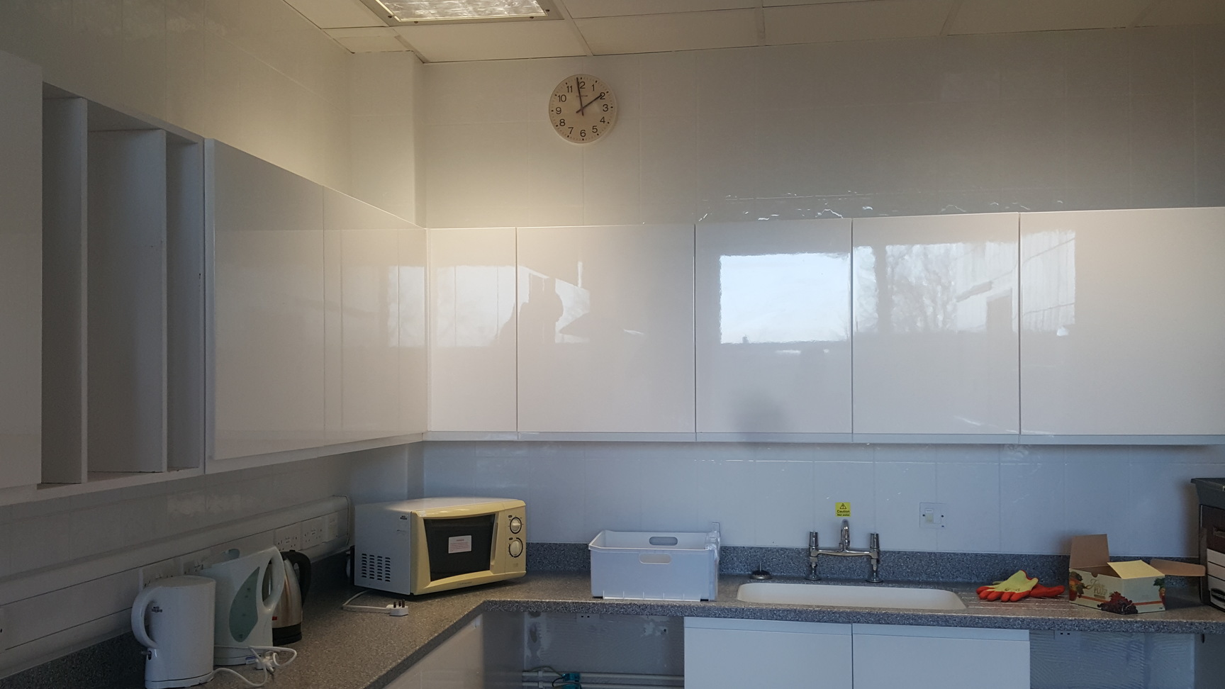 Image of Set of Complete Kitchen Cabinets- White