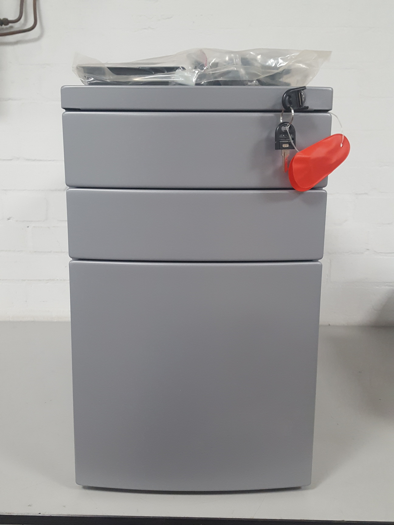 Image of Grey Office Chest of Drawers / Filing Cabinet / Pedestal - Small 