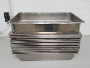 Thumbnail image of 18 x Stainless Steel Food Chaffing Dish Banqueting Trays Catering 53x32x10 cm 