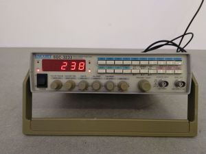 Thumbnail image of Escort EGC-3233 Sweep Function Generator 5MHz