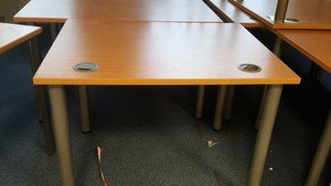 Thumbnail image of Job Lot of High Quality Office Furniture Tables / Desks Units Resale Reuse