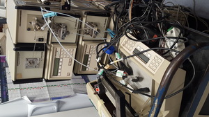 Thumbnail image of Gilson HPLC-305 Laboratory System 811B Dynamic Mixer, 305 Pump, 115 UV
