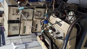 Thumbnail image of Gilson HPLC-305 Laboratory System 811B Dynamic Mixer, 305 Pump, 115 UV