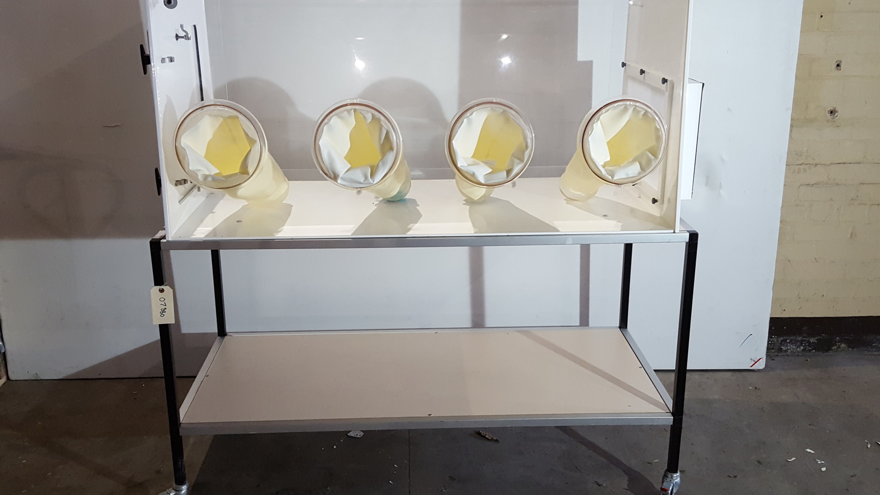 Image of Lab Glove Box Safety Cabinet Laboratory Clean Workstation
