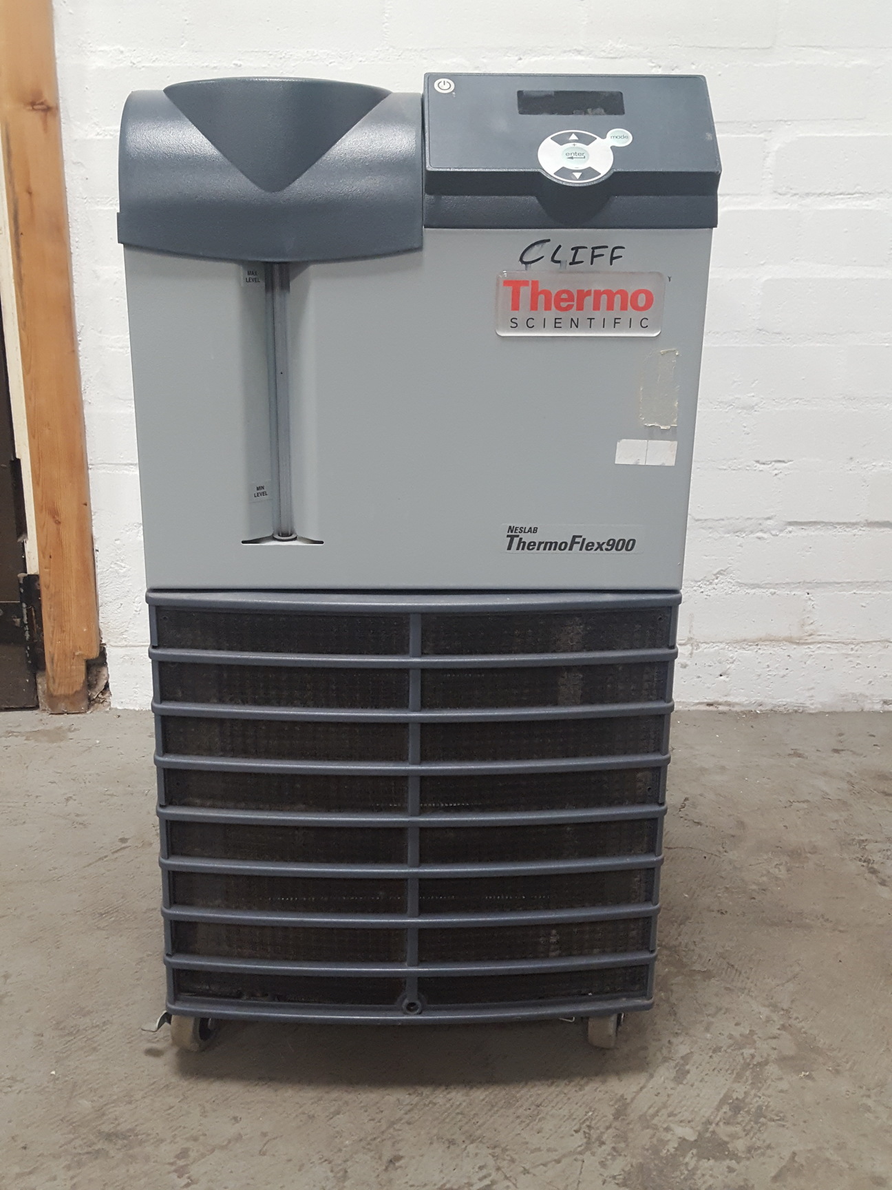 Thermo Scientific Neslab ThermoFlex 900 Recirculating Chiller Lab