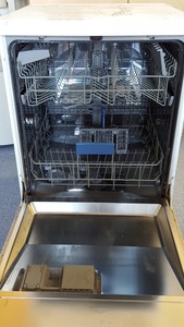 Thumbnail image of Bosch SMS25AW00G White 2400w Freestanding Dishwasher