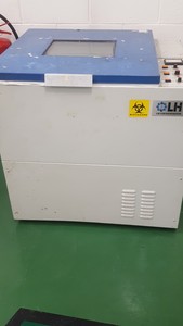 Thumbnail image of LH Fermentation MK 10 STD Incubator Shaker Reaction Unit Bio-Reactor