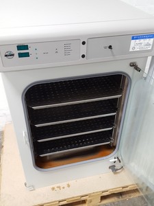 Thumbnail image of Nuaire NU-5500E Autoflow IR Direct Heat Co2 Lab Incubator 