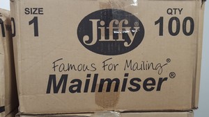 Thumbnail image of Jiffy Mailmiser (Size 1-White) Protective Envelopes Bubble-lined