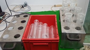 Thumbnail image of Buci Kjeldahl Distillation Unit B-324 W/ Glassware + Manuals Lab