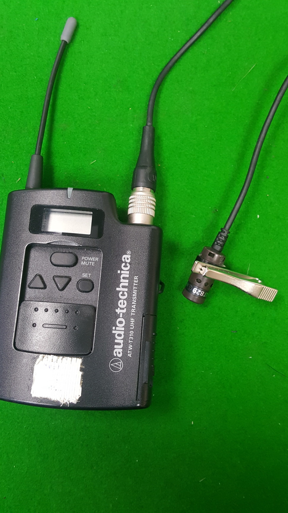 Image of Audio Technica ATW-R3100 Frequency-agile True Diversity UHF Receiver