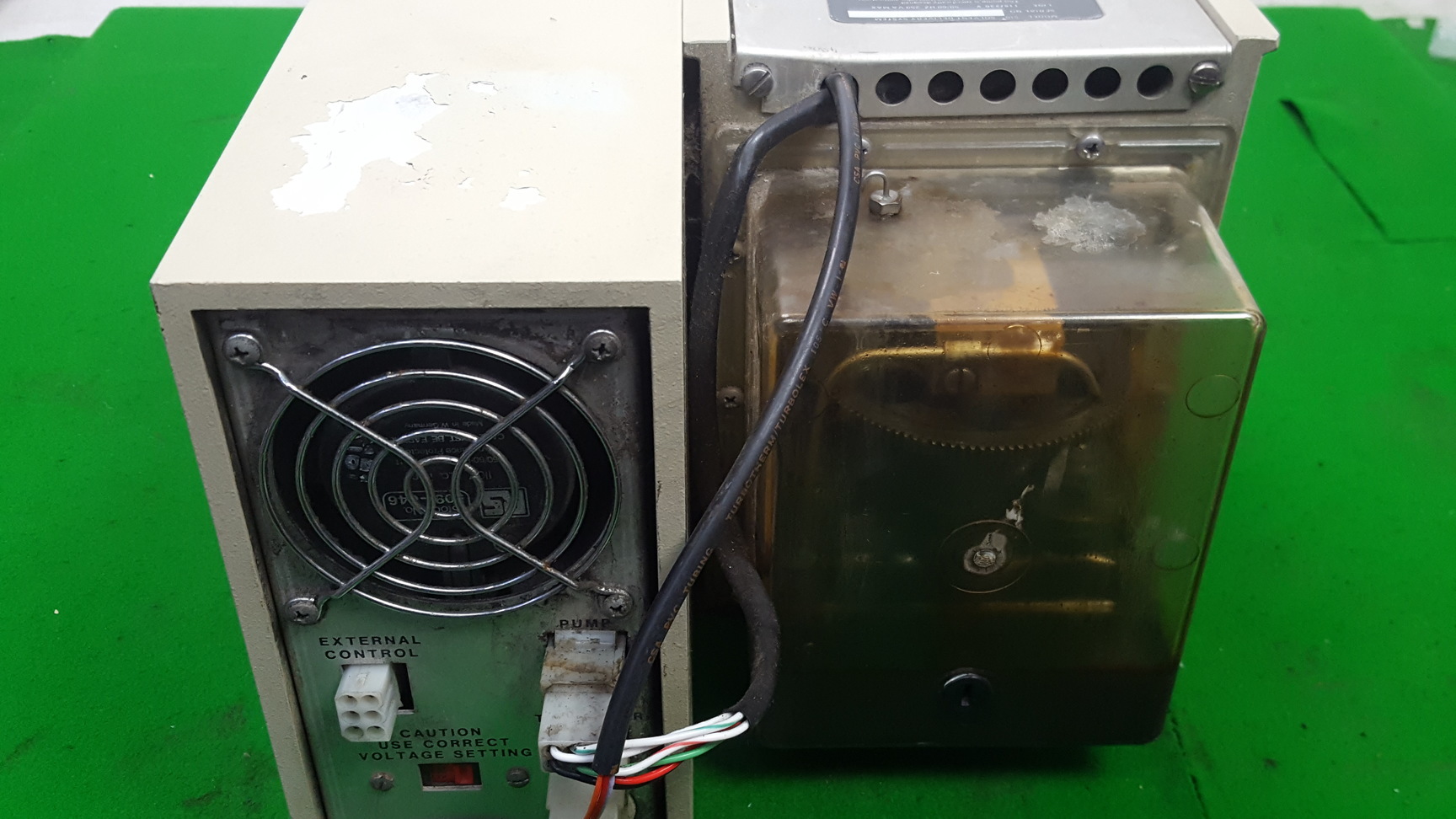 Image of Millipore Waters 510 HPLC Pump / Solvent Delivery System