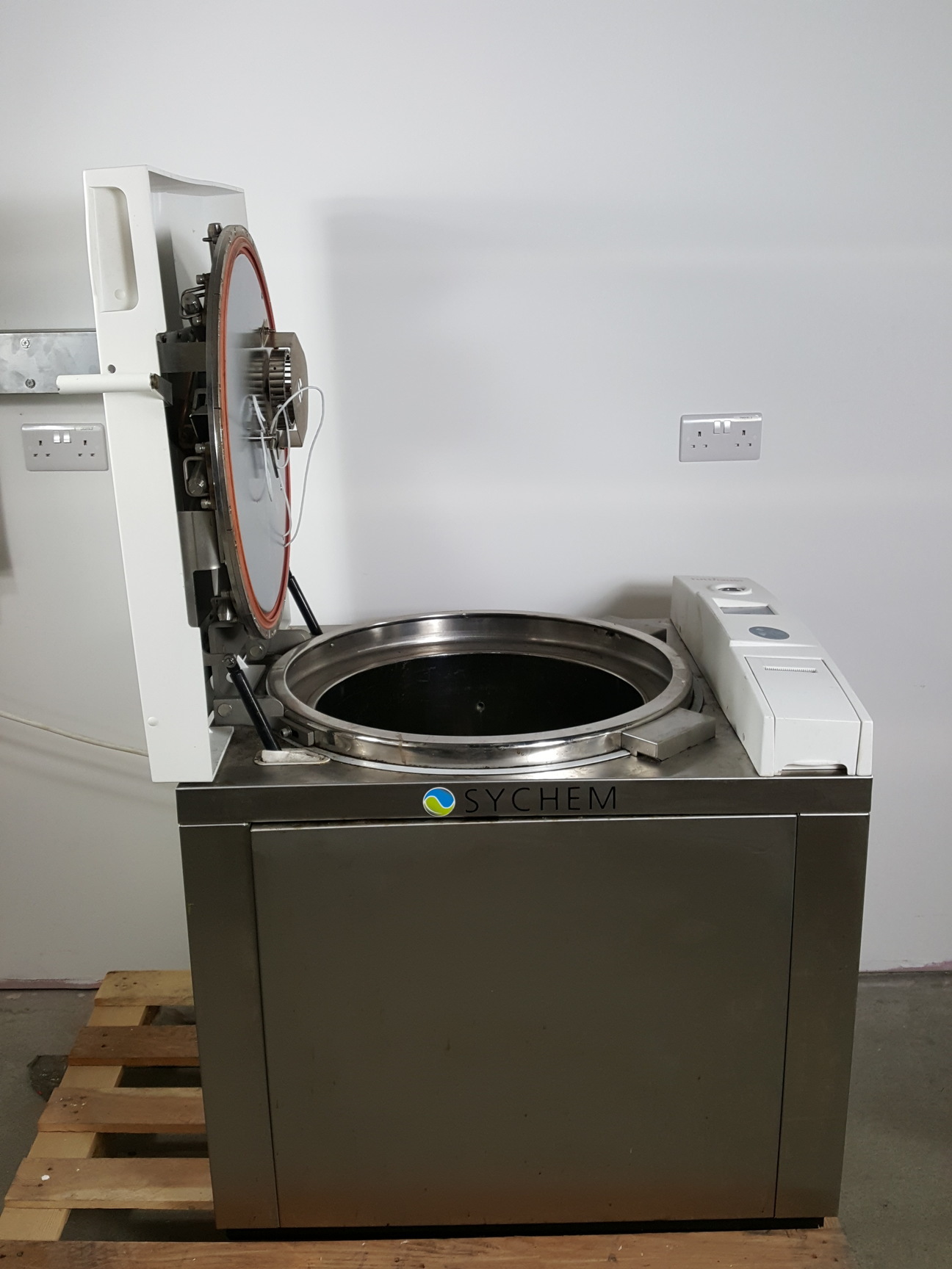 Image of Tuttnauer 5050 ELV-D 110L  Laboratory Autoclave W/ Silent Master Lab Faulty