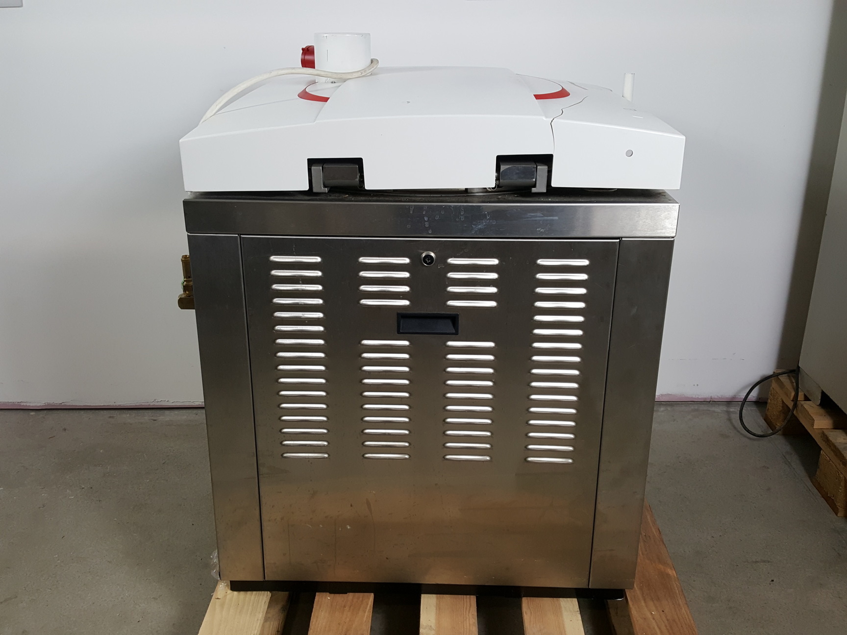 Image of Tuttnauer 5050 ELV-D 110L  Laboratory Autoclave W/ Silent Master Lab Faulty