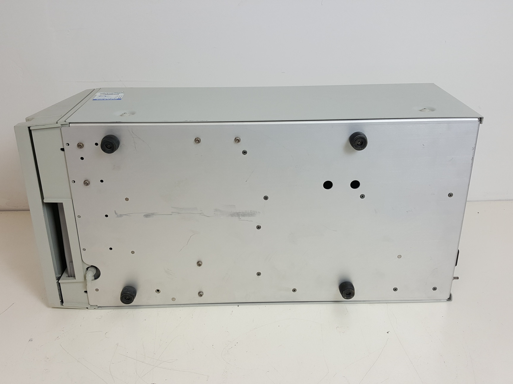 Image of Waters 2707 Autosampler, Temp Module, 2998 Photodiode Array 2535 Pump HPLC Lab