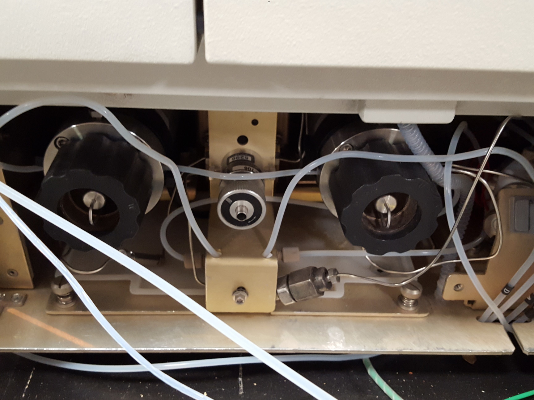 Image of Waters Alliance HPLC 2690 Seperations + 474 Scanning Fluorescence Detector, Lab