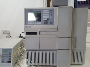 Thumbnail image of Waters Alliance HPLC 2690 Seperations + 474 Scanning Fluorescence Detector, Lab