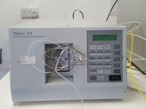 Thumbnail image of Waters Alliance HPLC 2690 Seperations + 474 Scanning Fluorescence Detector, Lab