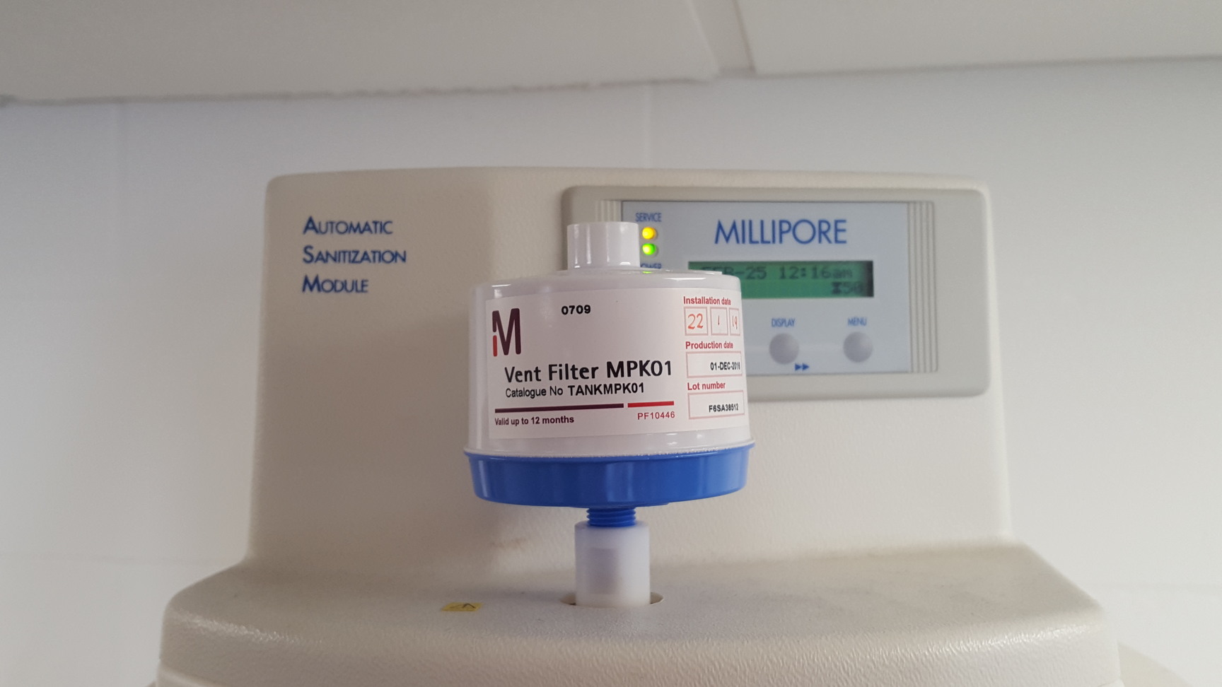 Millipore Elix 5 UV Water Purification System With 100 Litre Tank