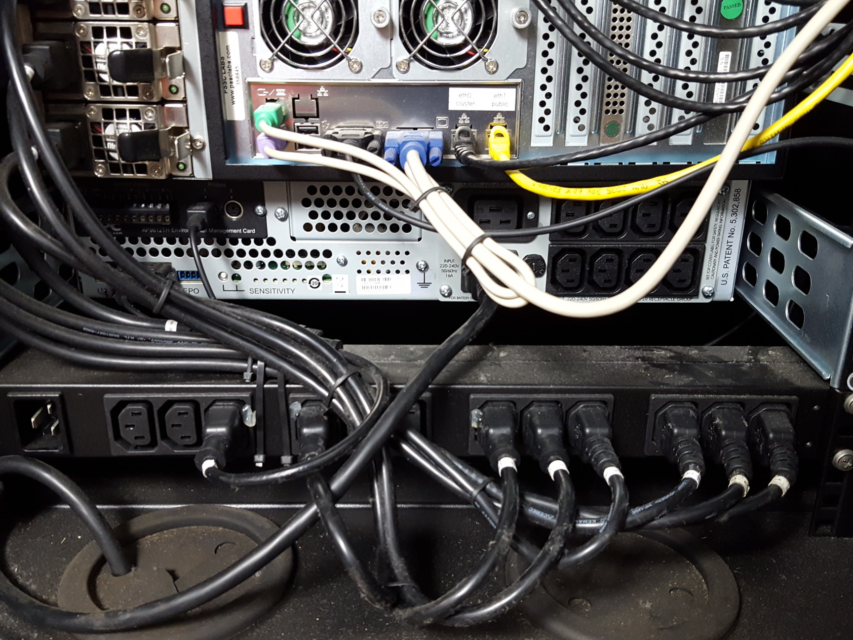 Image of PSSC Labs PSSC-PWF-DX5150-5N Server System - Netgear ProSafe, APS Smart UPS 3000