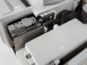 Thumbnail image of Roche 454 Life Sciences Genome Sequencer FLX Model 0003736