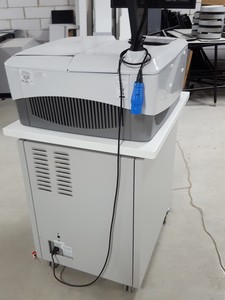 Thumbnail image of Roche 454 Life Sciences Genome Sequencer FLX Model 0003736