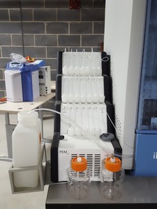 Thumbnail image of Illumina Genome Anaylzer + Paired End Module, Cluster Station & Accessories Lab