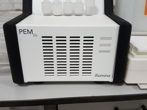 Thumbnail image of Illumina Genome Anaylzer + Paired End Module, Cluster Station & Accessories Lab