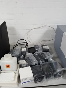 Thumbnail image of Illumina Genome Anaylzer + Paired End Module, Cluster Station & Accessories Lab