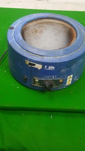 Thumbnail image of Lot of 3 Electrothermal EM2000 Electromantles Heating Mantles Spares / Repairs