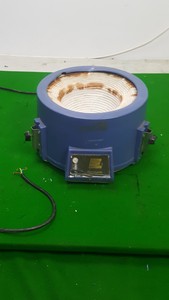 Thumbnail image of Lot of 3 Electrothermal EM2000 Electromantles Heating Mantles Spares / Repairs