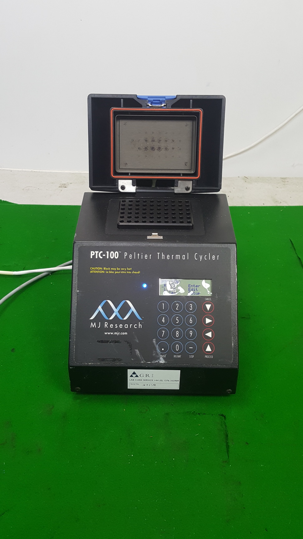 Image of MJ Research PTC-100 Laboratory Thermal Cycler