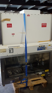 Thumbnail image of  Baker SterilGard II SG400-UK Class 2 Microbiological Safety Cabinet Biosafety