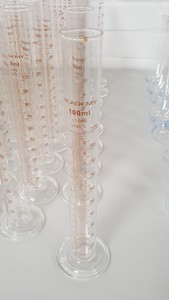 Thumbnail image of 180+ Lot Lab Glassware Chemistry Teaching 100ml 25ml Flasks Cylinders Beakers