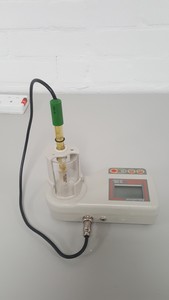 Thumbnail image of Hanna HI-208 Bench top pH meter with Built-in Magnetic Stirrer